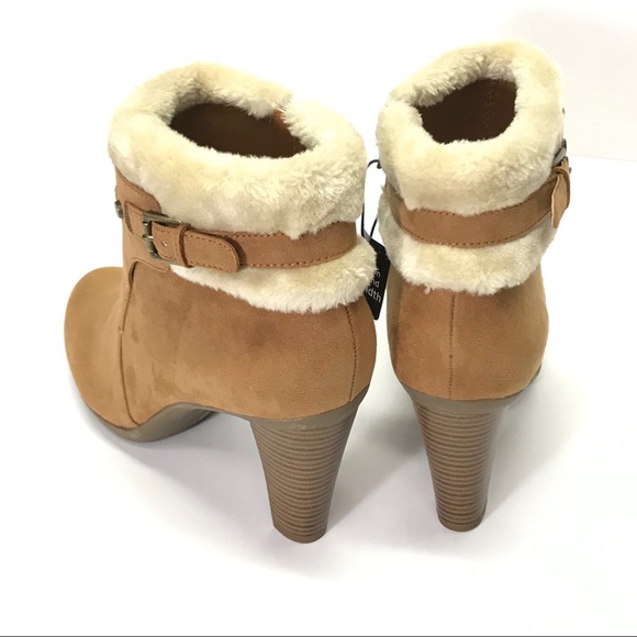 NIB Liz Claiborne Scrappy Heeled Ankle Booties - Picture 10 of 16